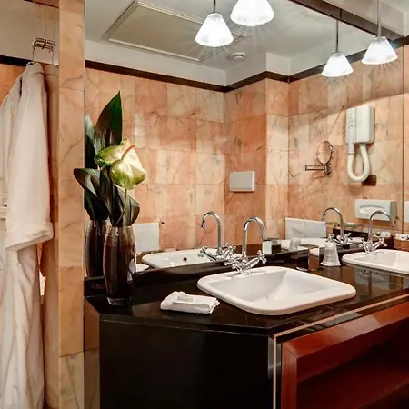 Hotel Delle Nazioni Rome