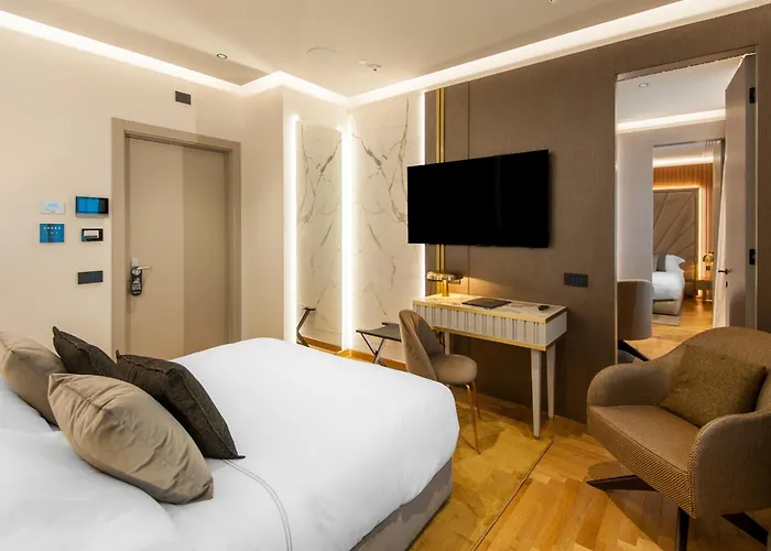 호텔 델레 나지오니 4*