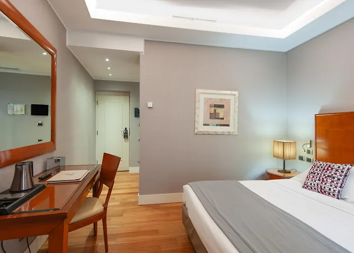 델레 나지오니 호텔 4*