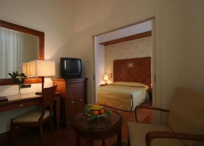 호텔 델레 나지오니 4*