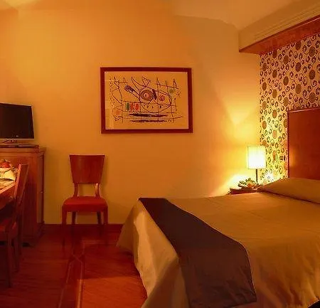 Delle Nazioni 4*